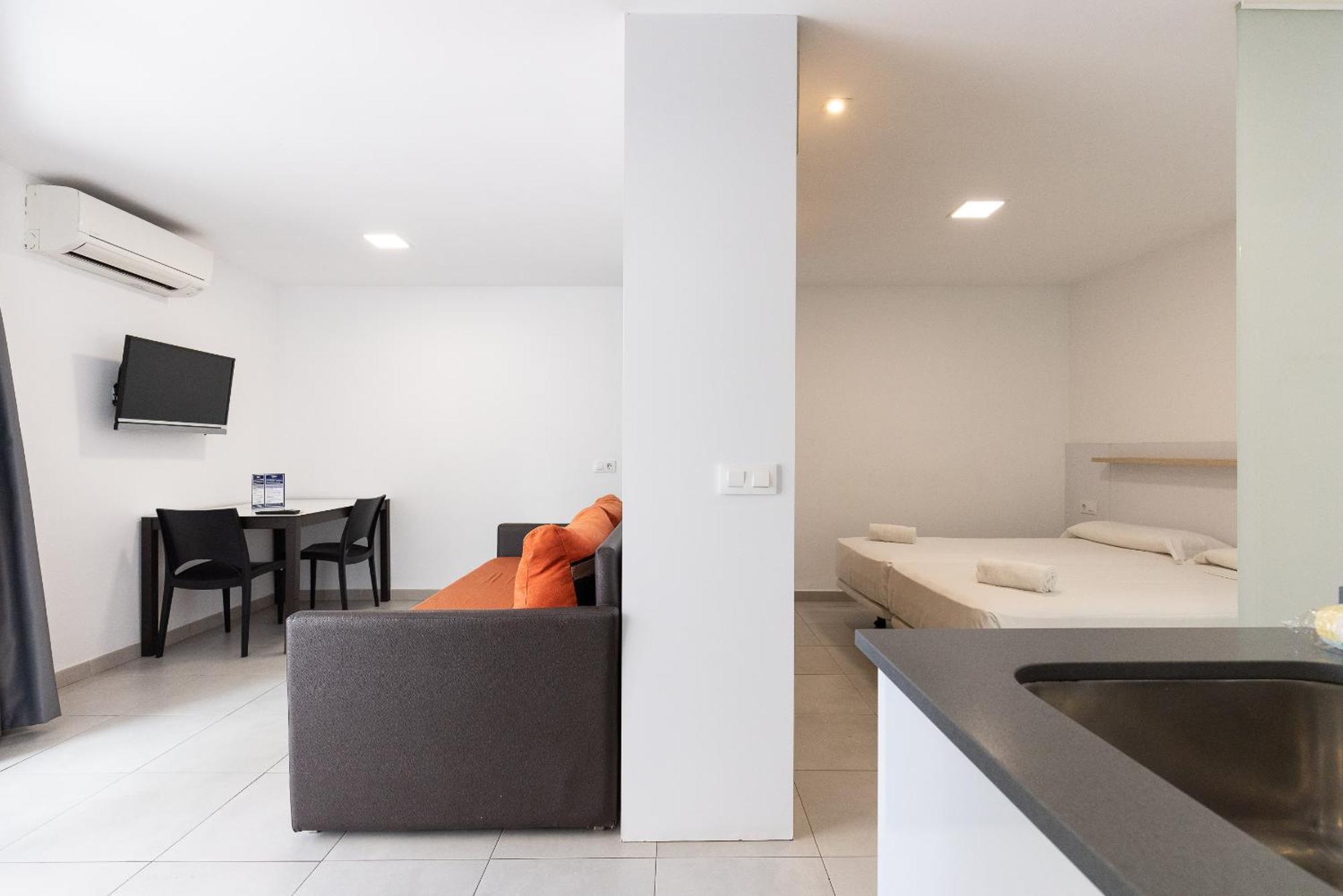 Rentalmar Aries Plus Salou Esterno foto