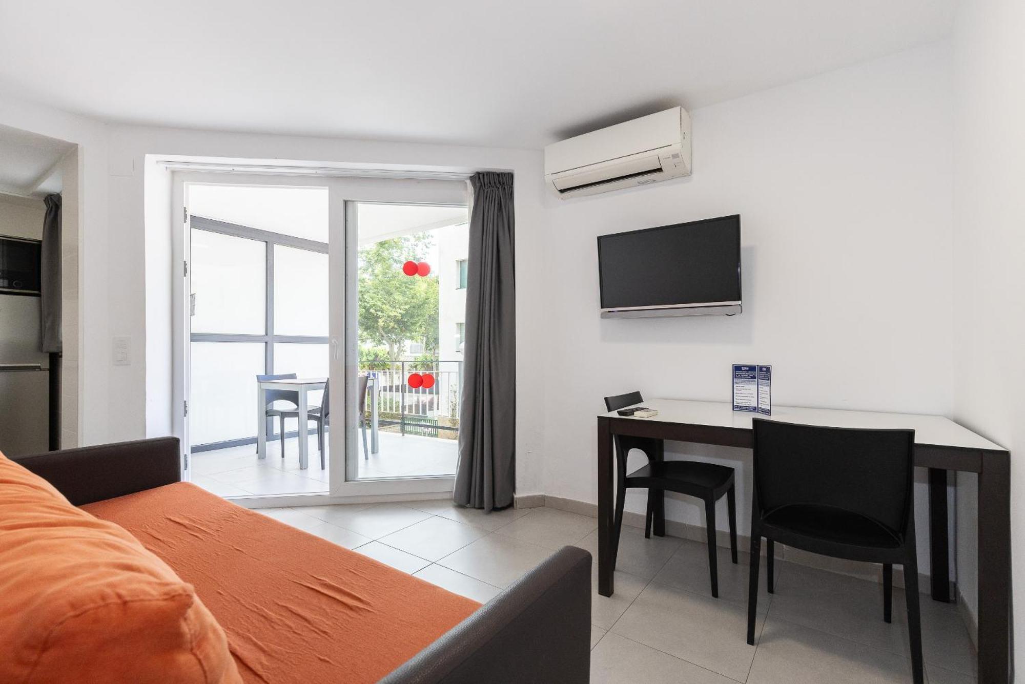 Rentalmar Aries Plus Salou Esterno foto