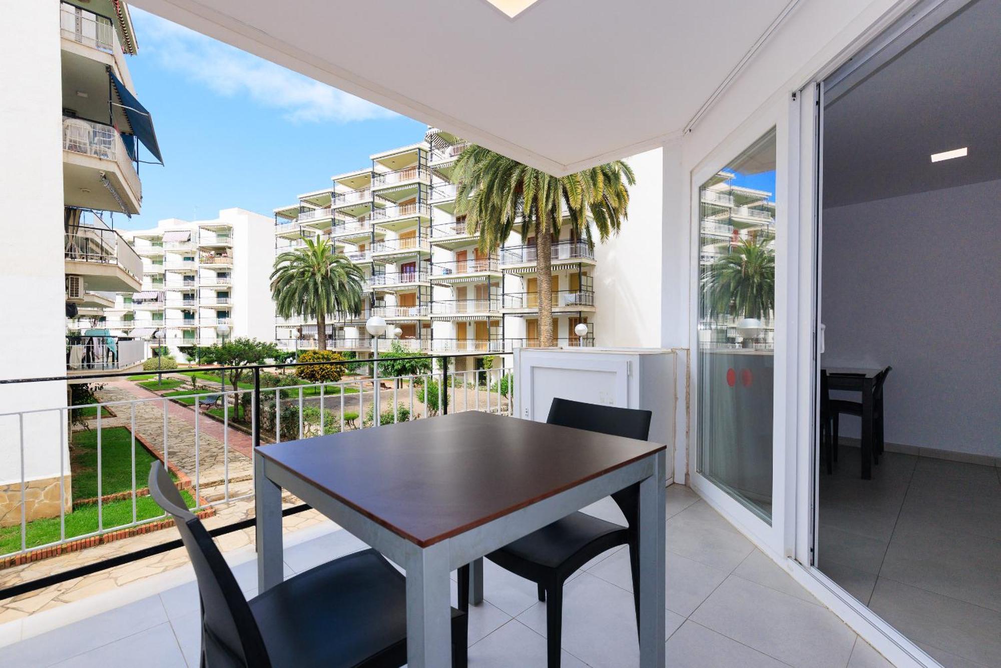Rentalmar Aries Plus Salou Esterno foto